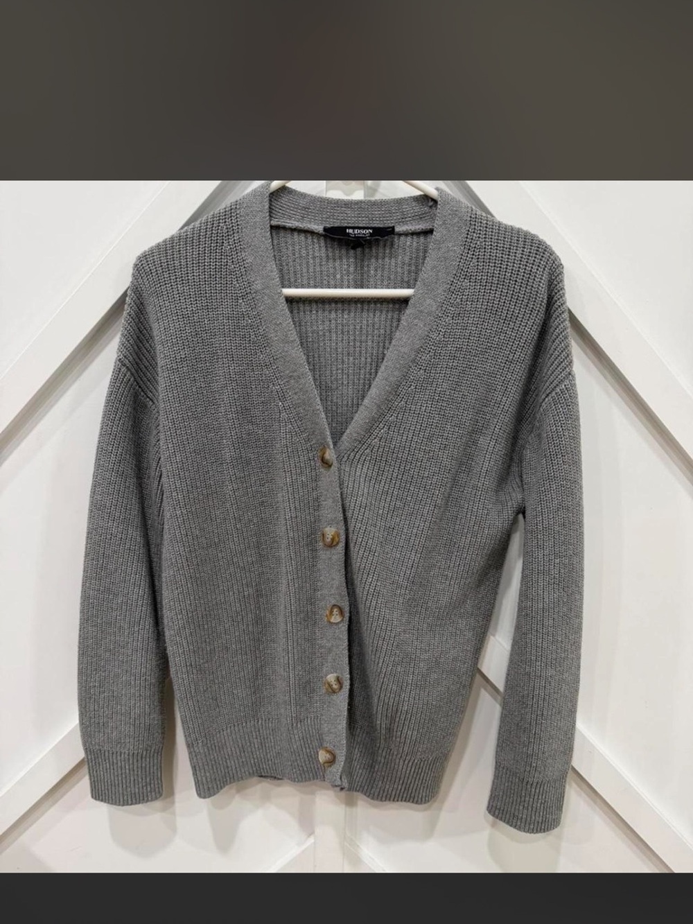 Hudson Jeans Light Gray Ribbed V-Neck Button Cardigan - Picture 2 of 4